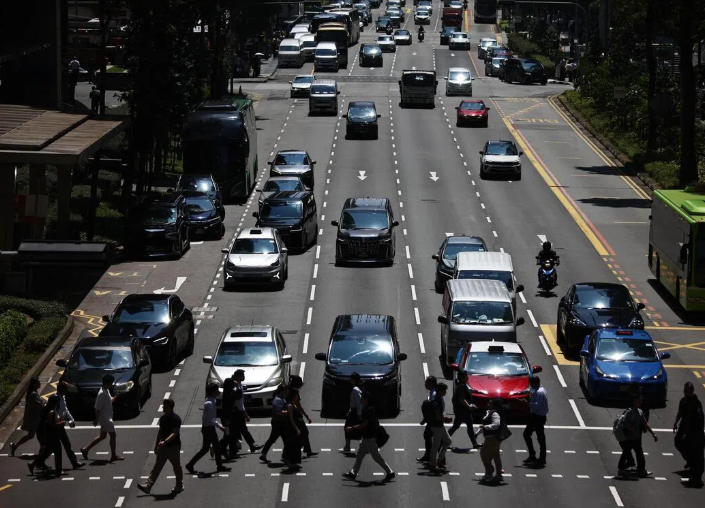 COE太贵怎么办？新加坡车主：延长拥车证最划算