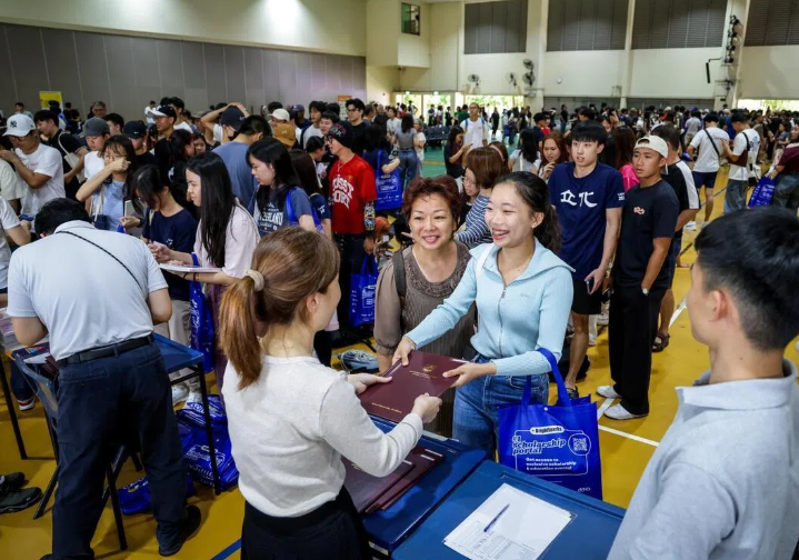 2025年新加坡A水准放榜 及格率94.7%创历史新高