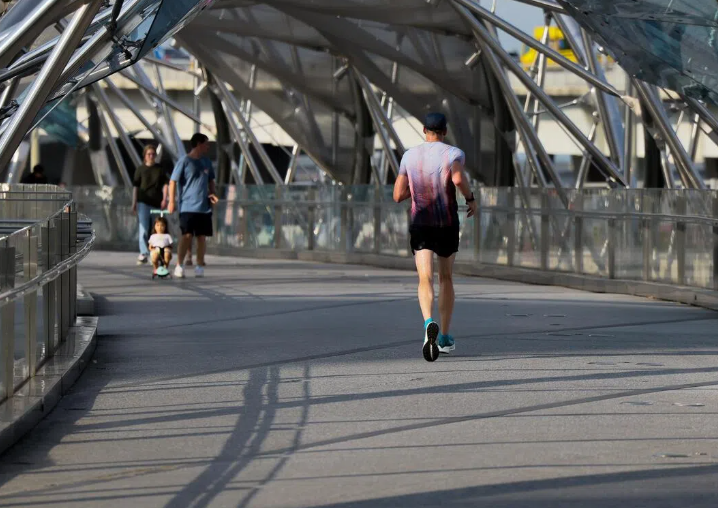 新加坡幸福指数东南亚第一，全球排名为何小幅回落