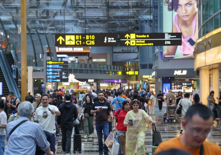 新加坡EP申请规则调整,2027年普通行业月薪6000新币起